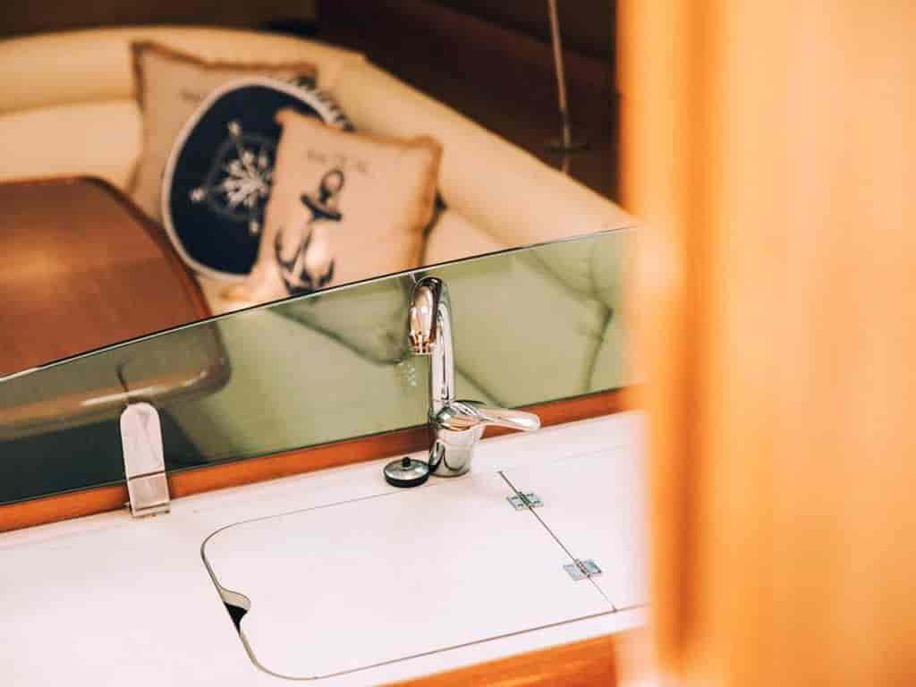 Boat picture 17