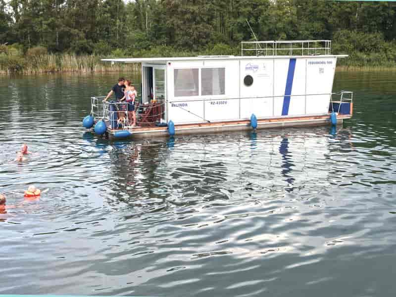 Boat picture 1