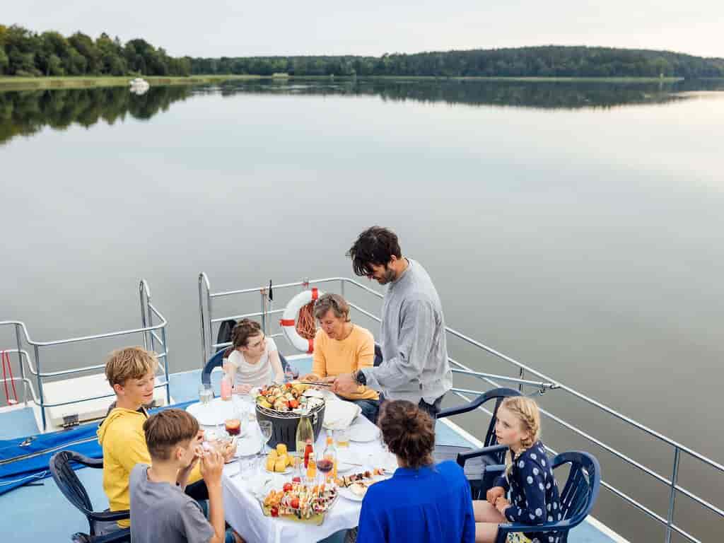 Boat picture 12