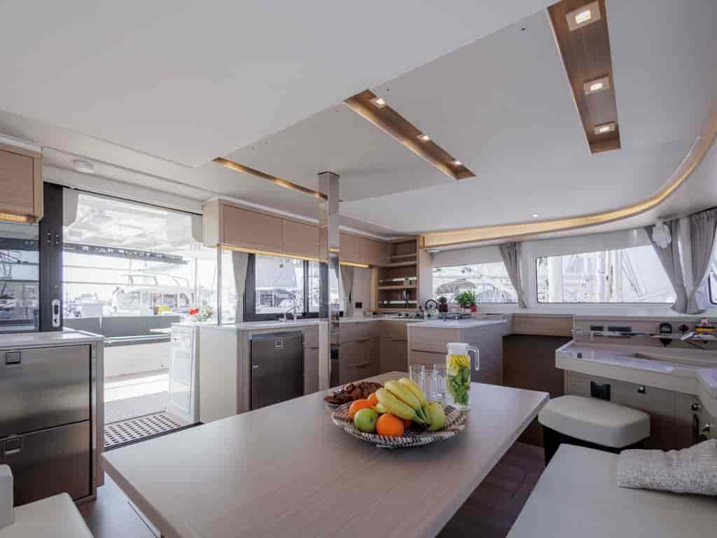 Boat picture 16