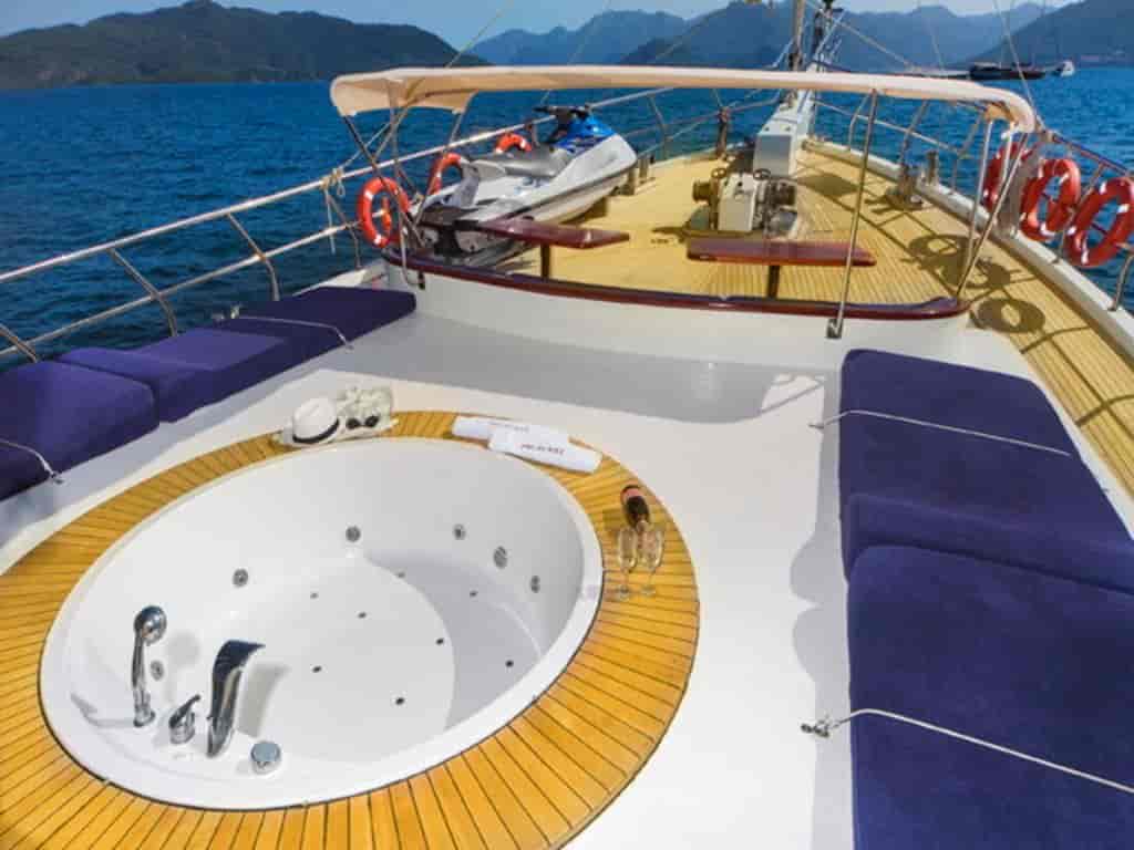 Boat picture 10