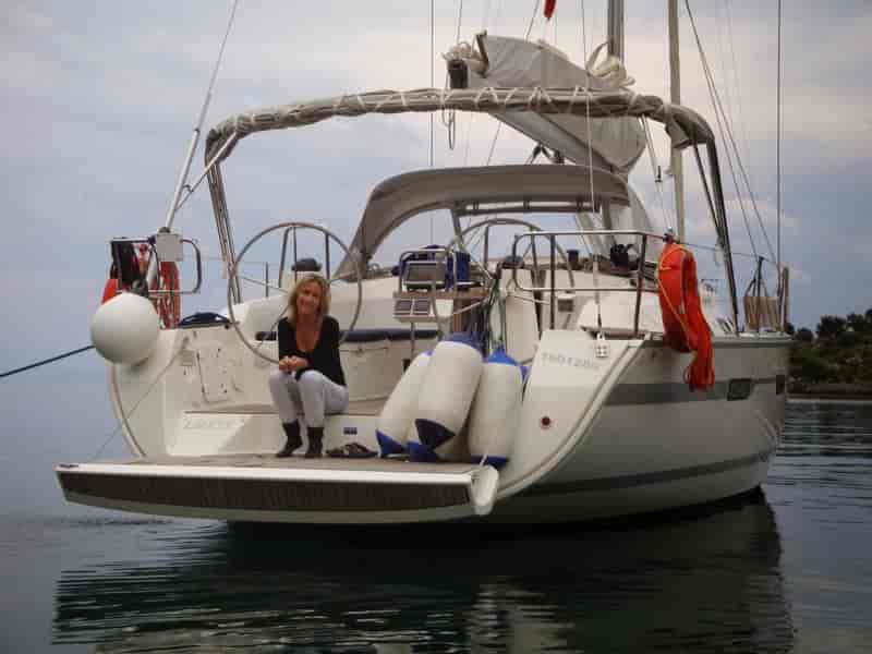 Photo of Almina, image 1 of 5