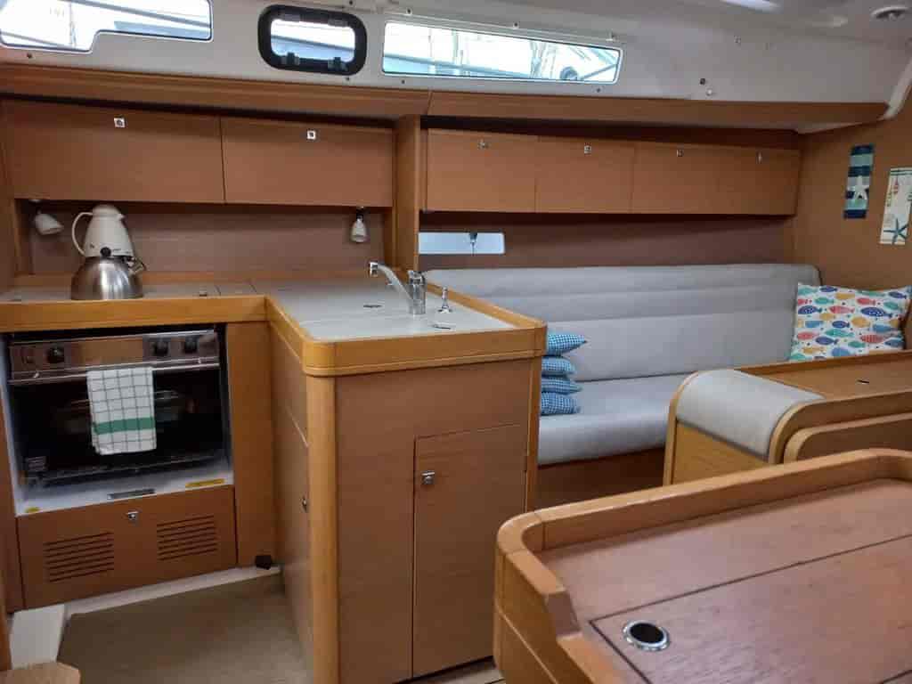 Boat picture 9