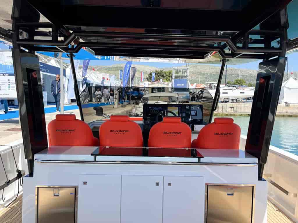 Boat picture 17