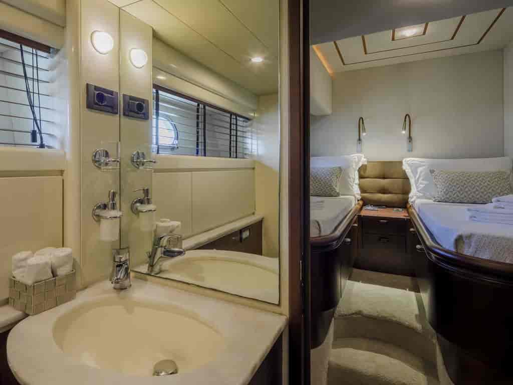 Boat picture 19