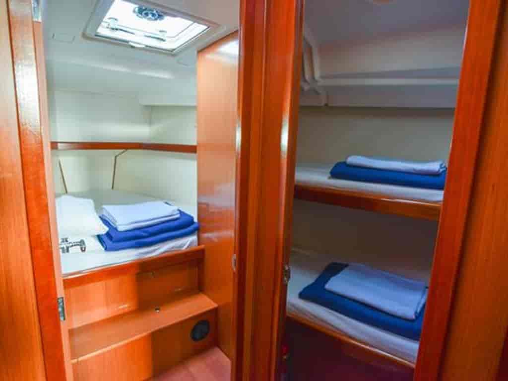 Boat picture 16