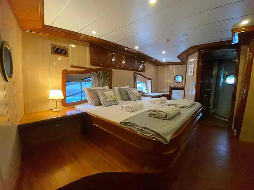 Boat picture 16
