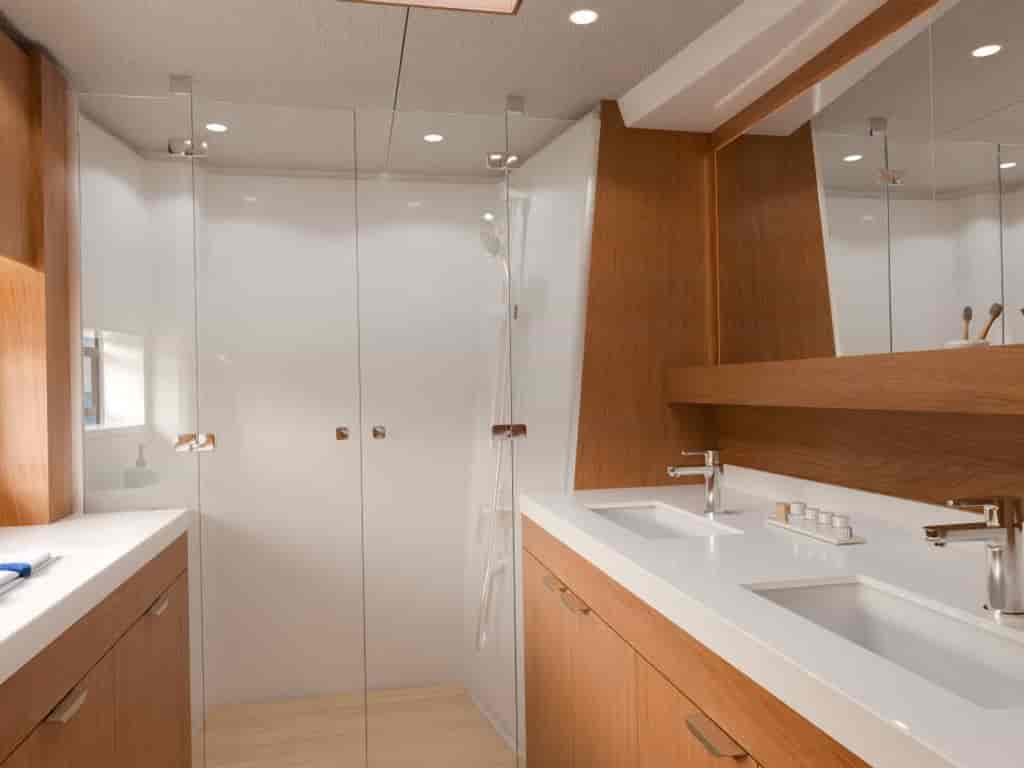 Boat picture 9