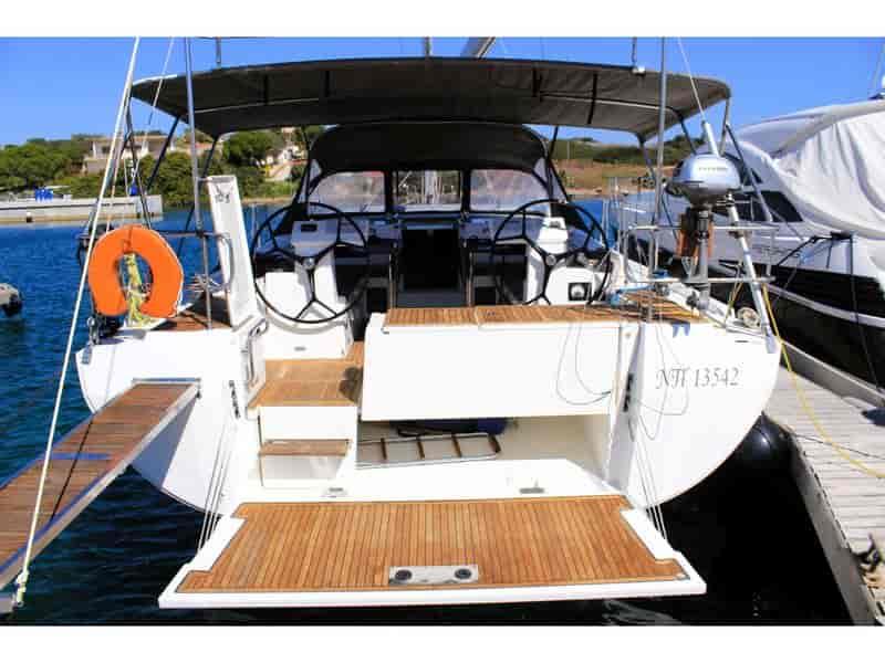 Photo of Amaryllis, image 1 of 5