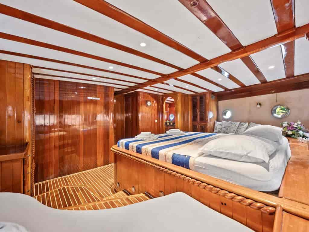 Boat picture 16