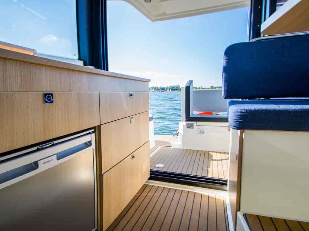 Boat picture 9