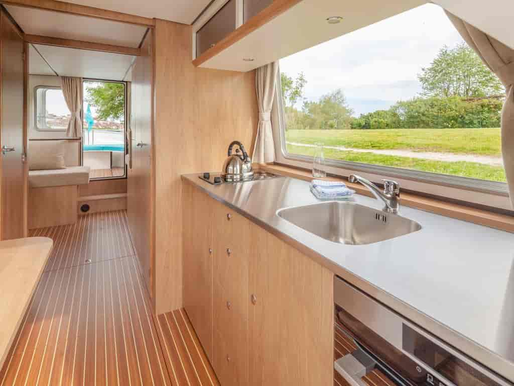 Boat picture 4