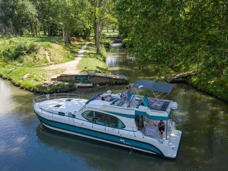 Boat picture 1