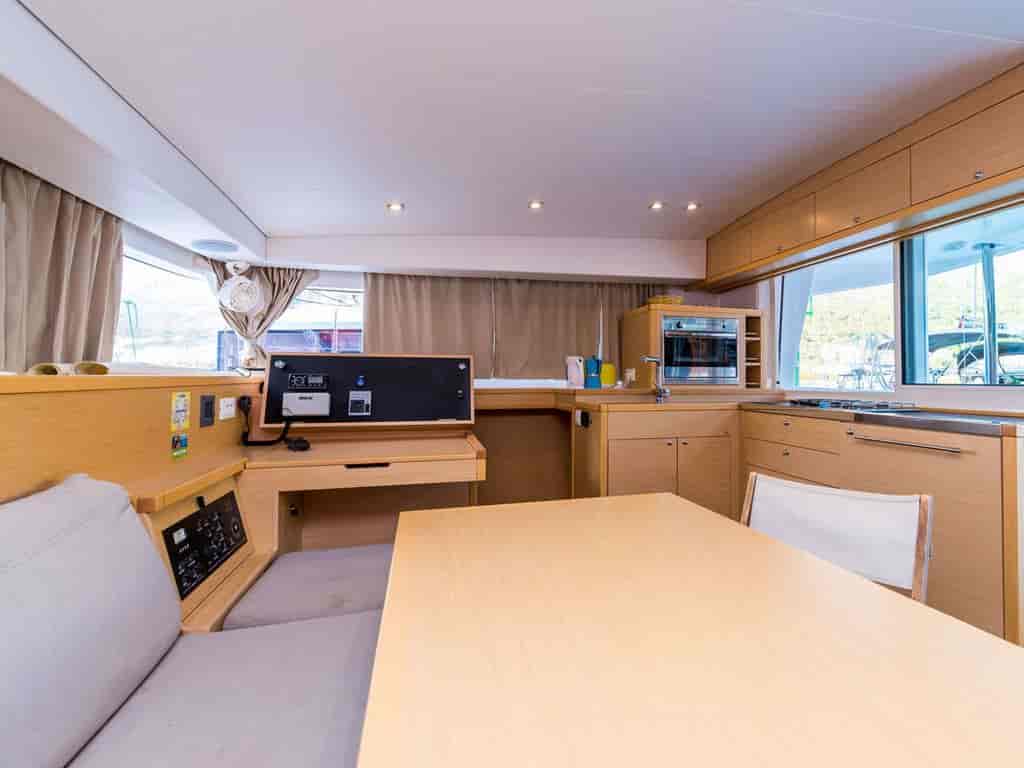Boat picture 16