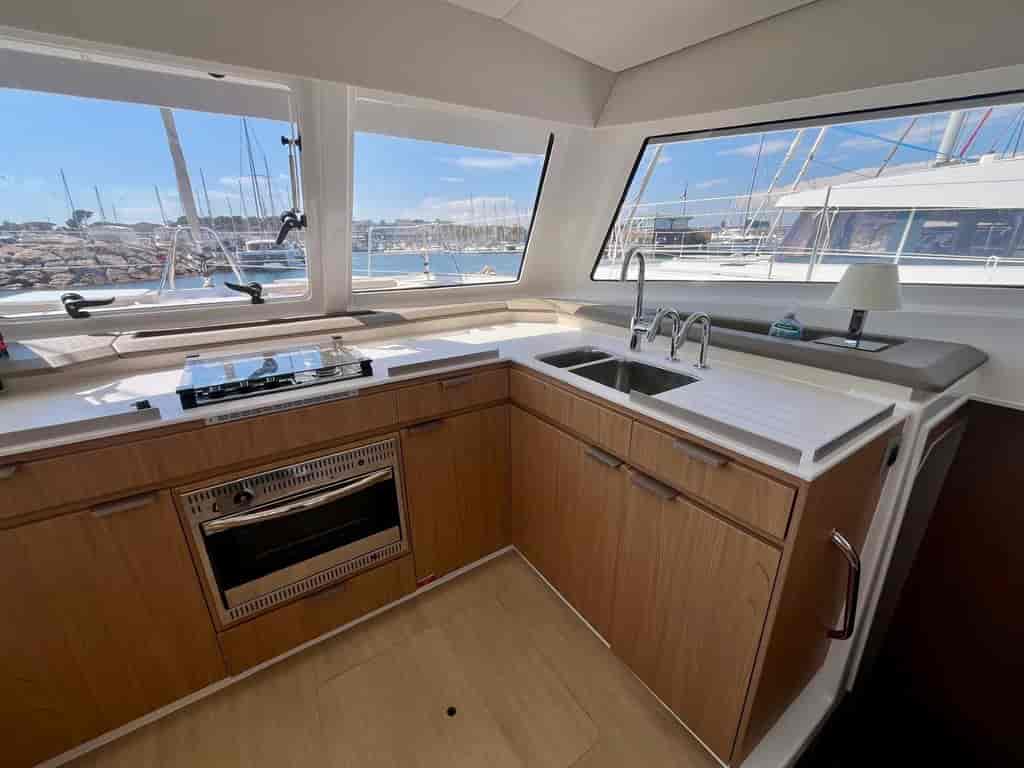 Boat picture 9