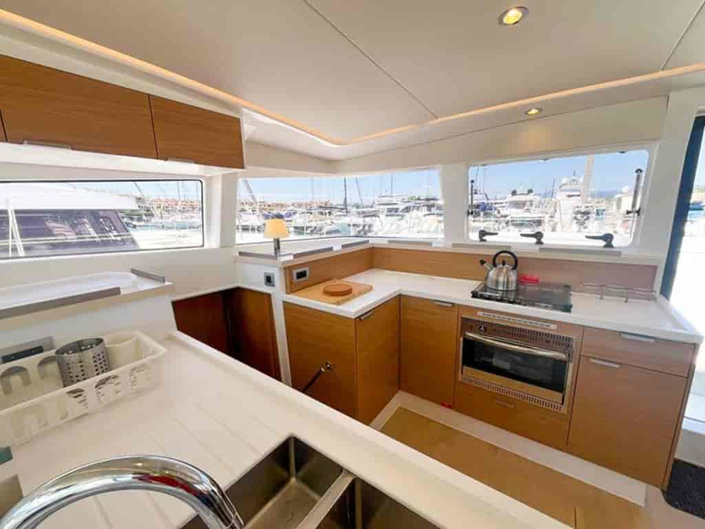 Boat picture 13