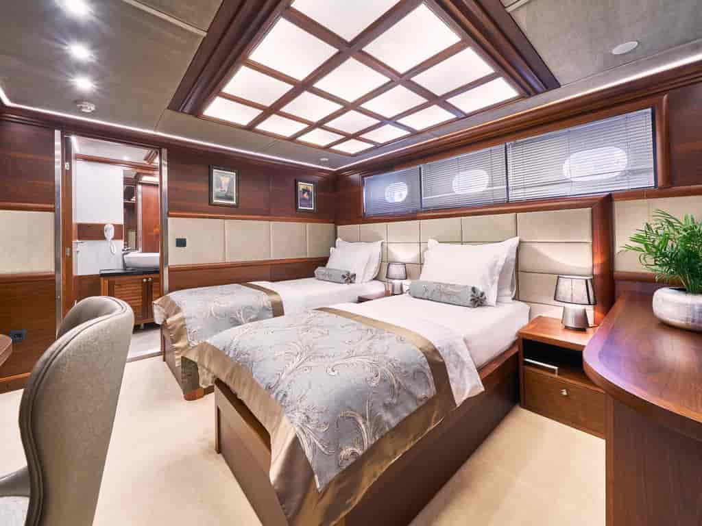 Boat picture 37
