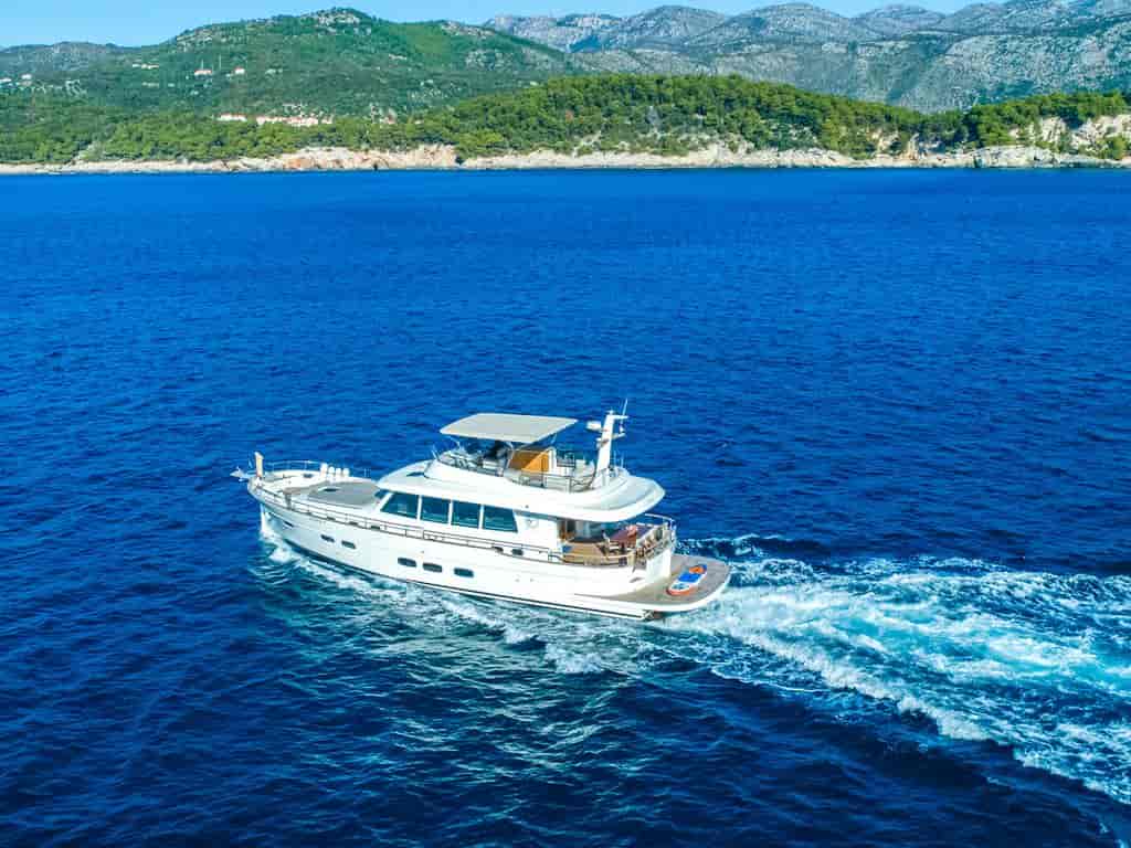 Boat picture 17