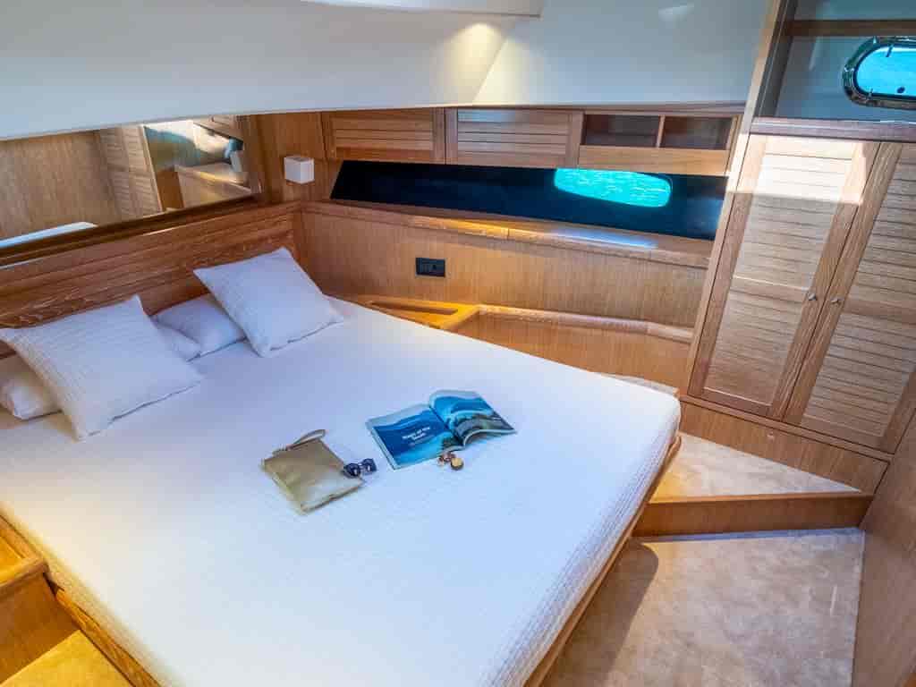 Boat picture 9