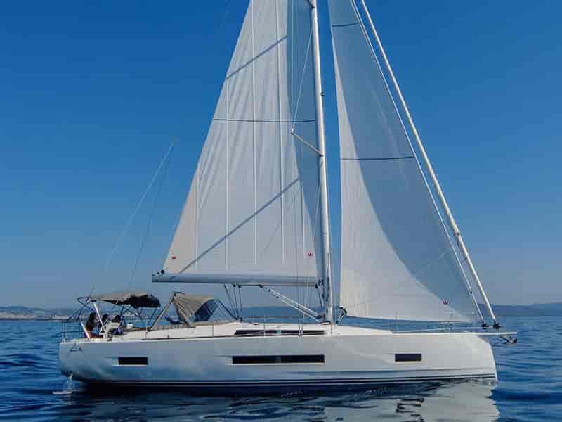Photo of Astan, image 1 of 5