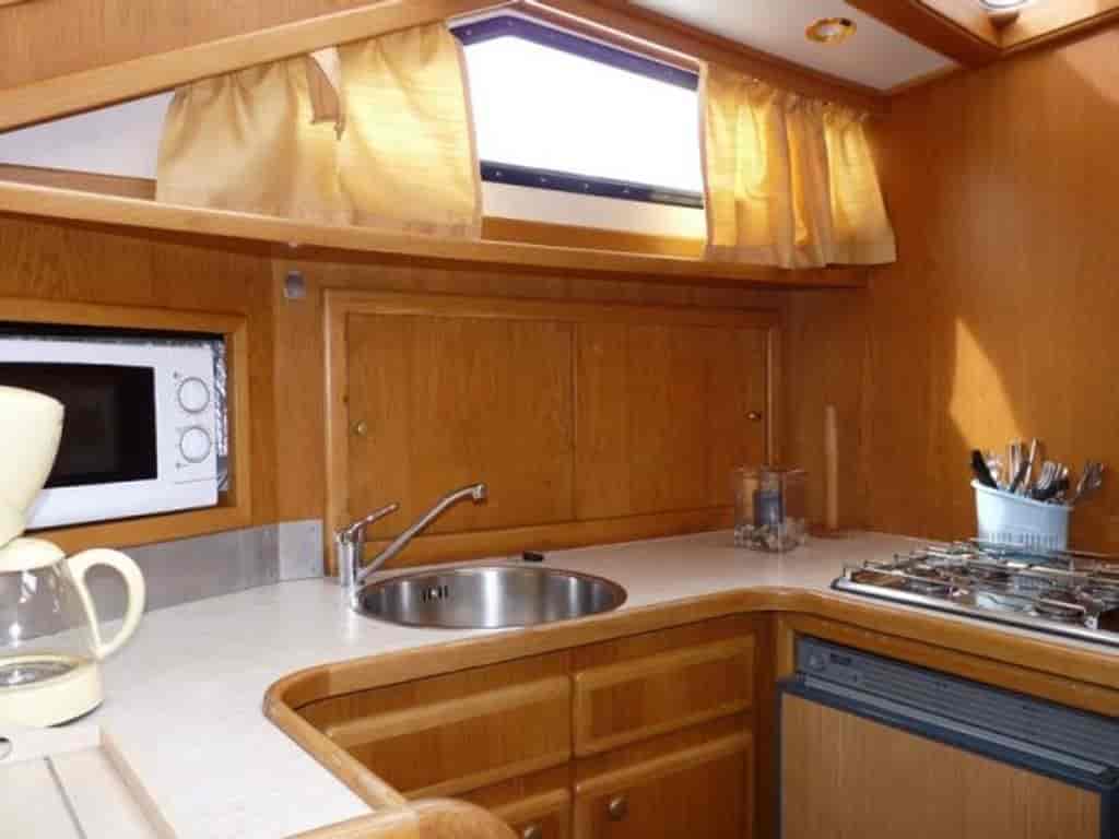 Boat picture 9