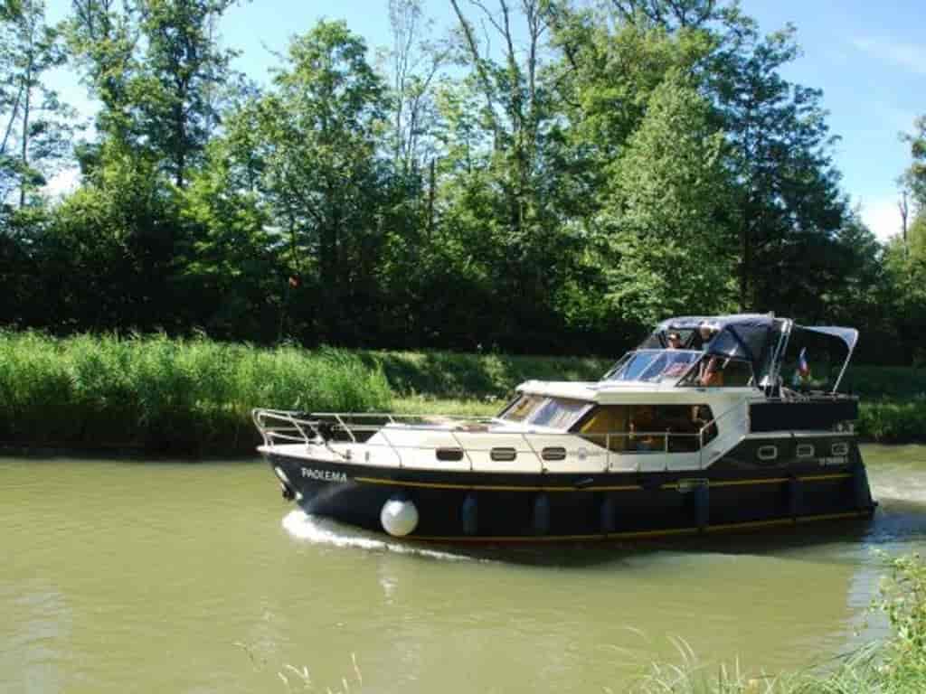Boat picture 16