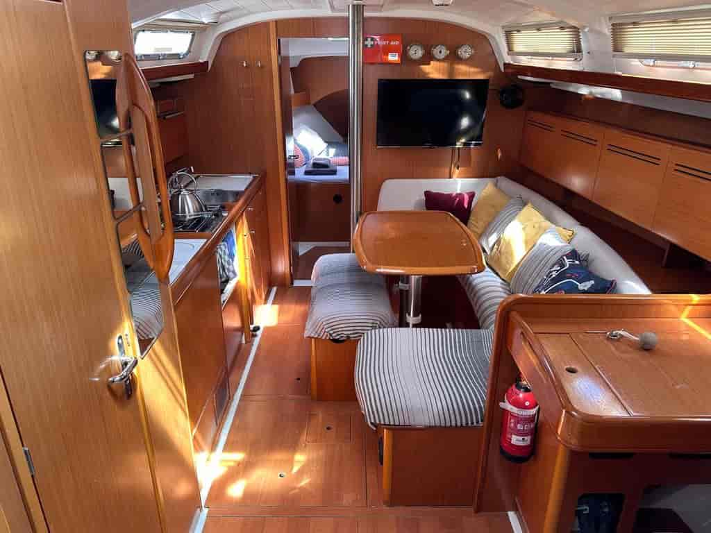 Boat picture 16