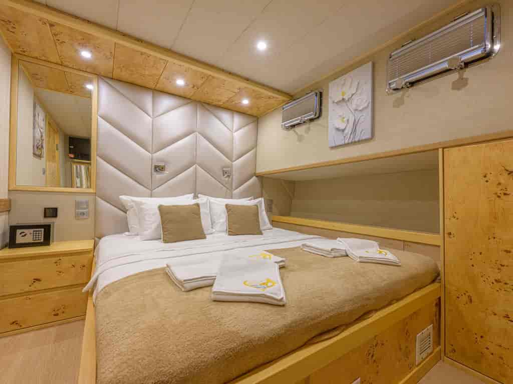 Boat picture 37