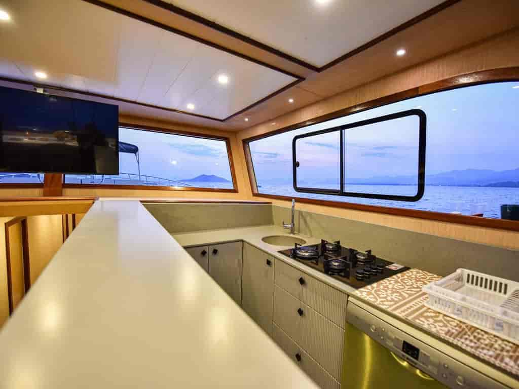 Boat picture 42