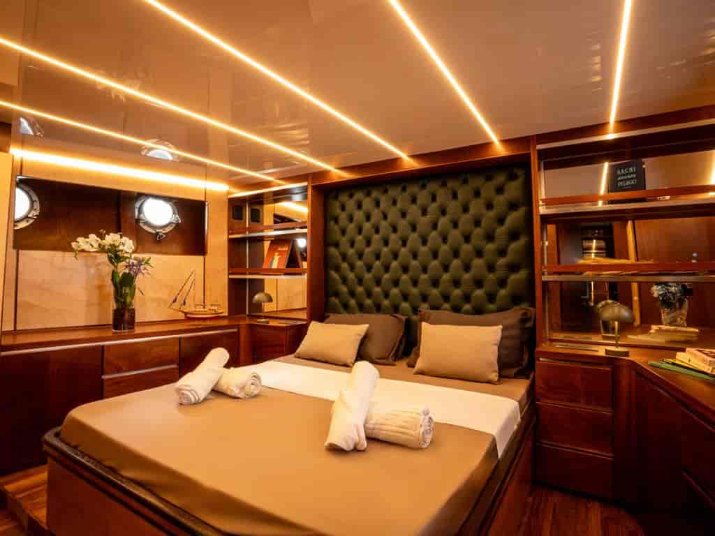 Boat picture 18