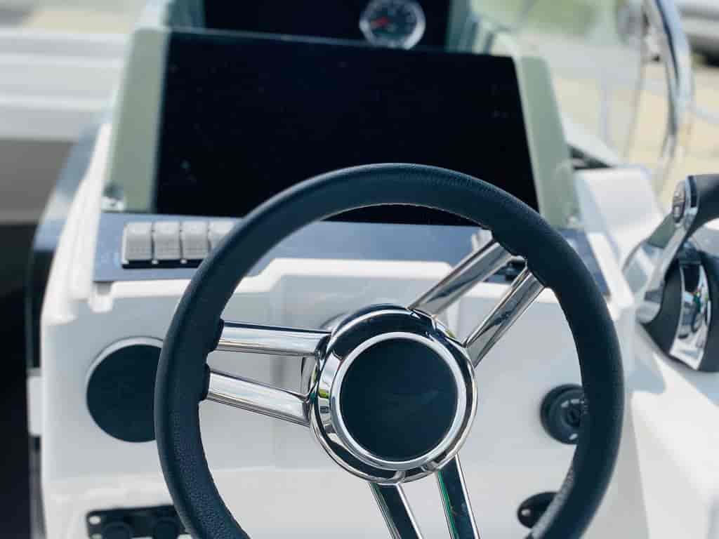 Boat picture 14