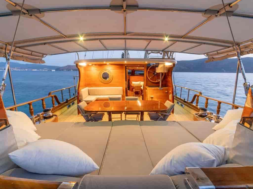 Boat picture 16