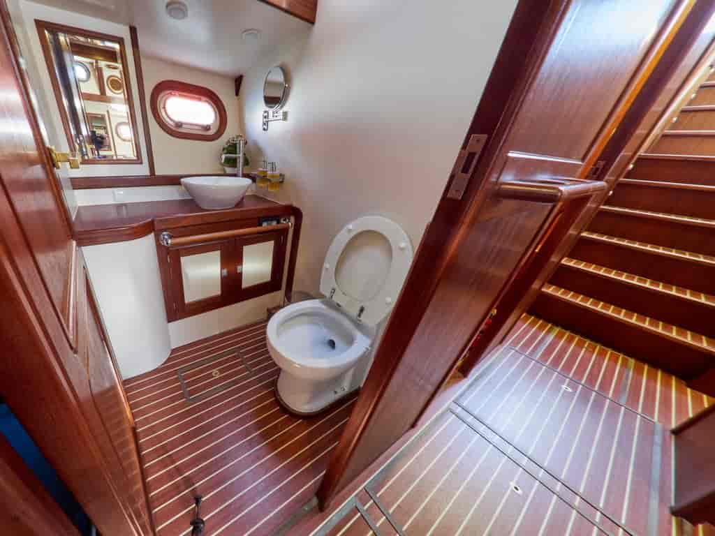 Boat picture 12