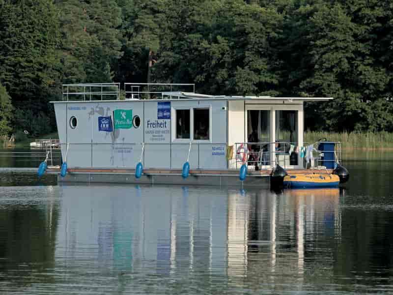 Photo of , image 1 of 5