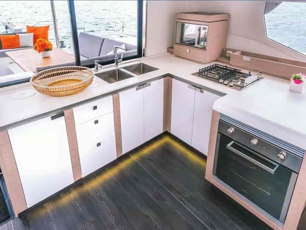 Boat picture 2