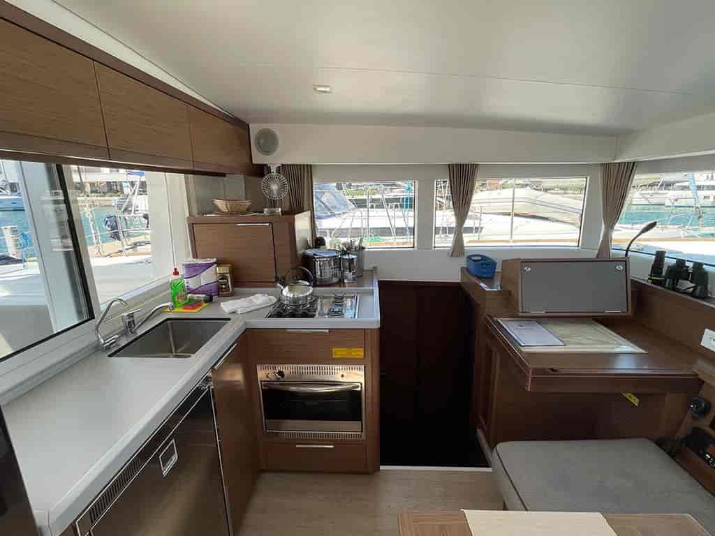 Boat picture 19