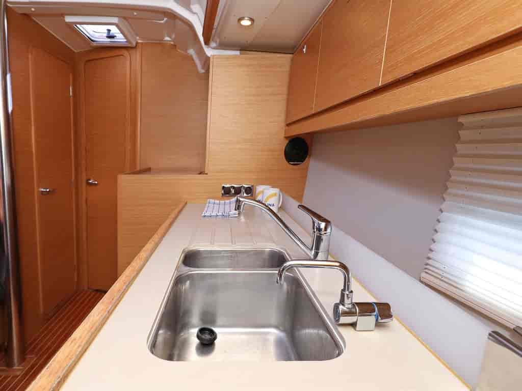 Boat picture 17
