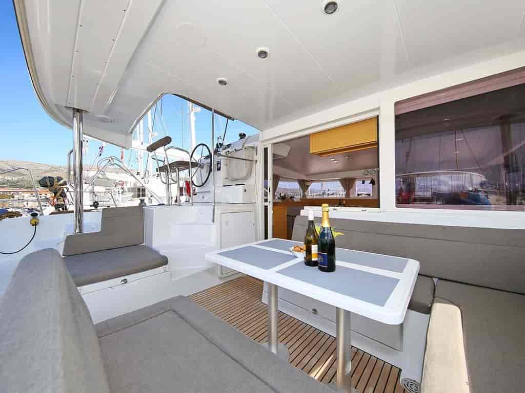 Boat picture 9