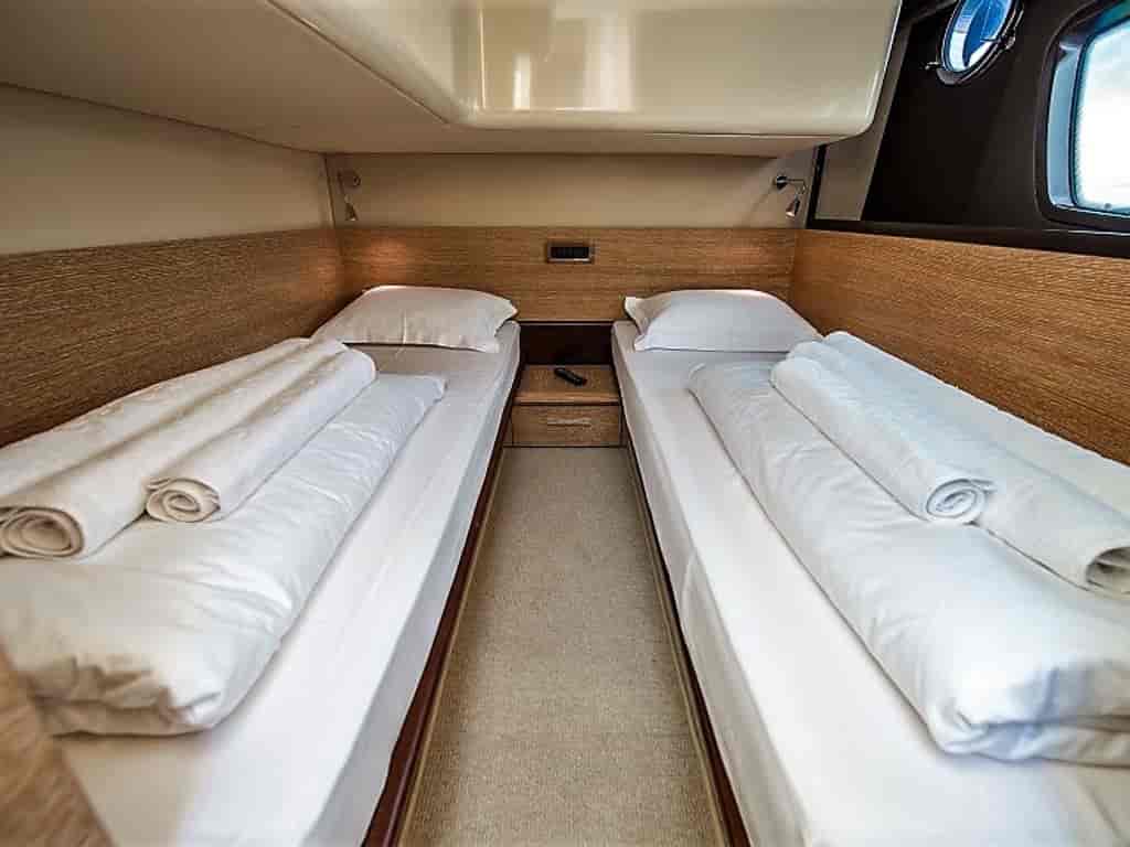 Boat picture 17