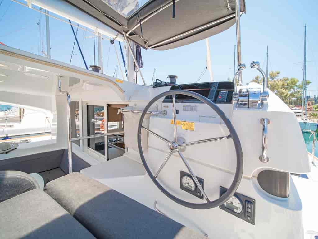Boat picture 9
