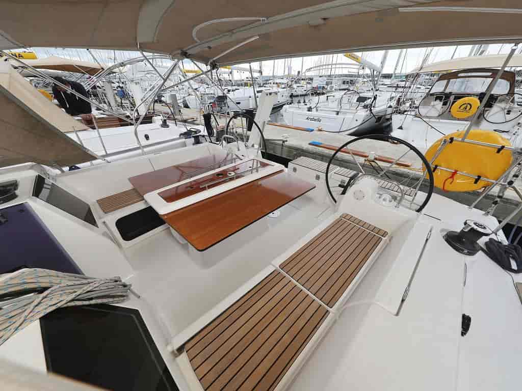 Boat picture 9