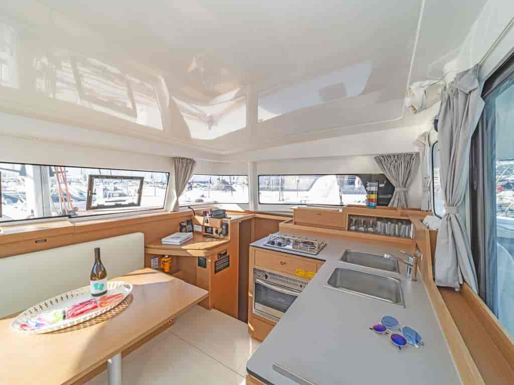 Boat picture 13