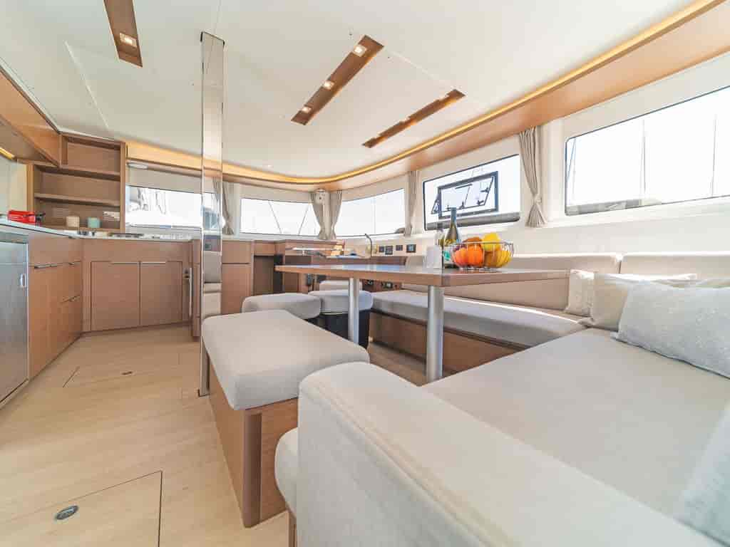 Boat picture 16
