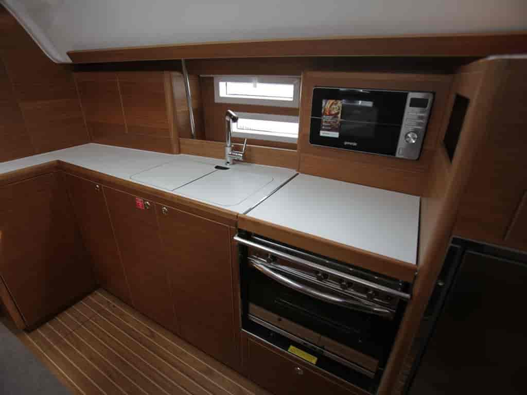 Boat picture 17