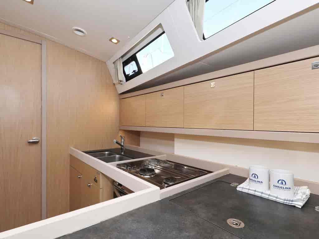 Boat picture 17