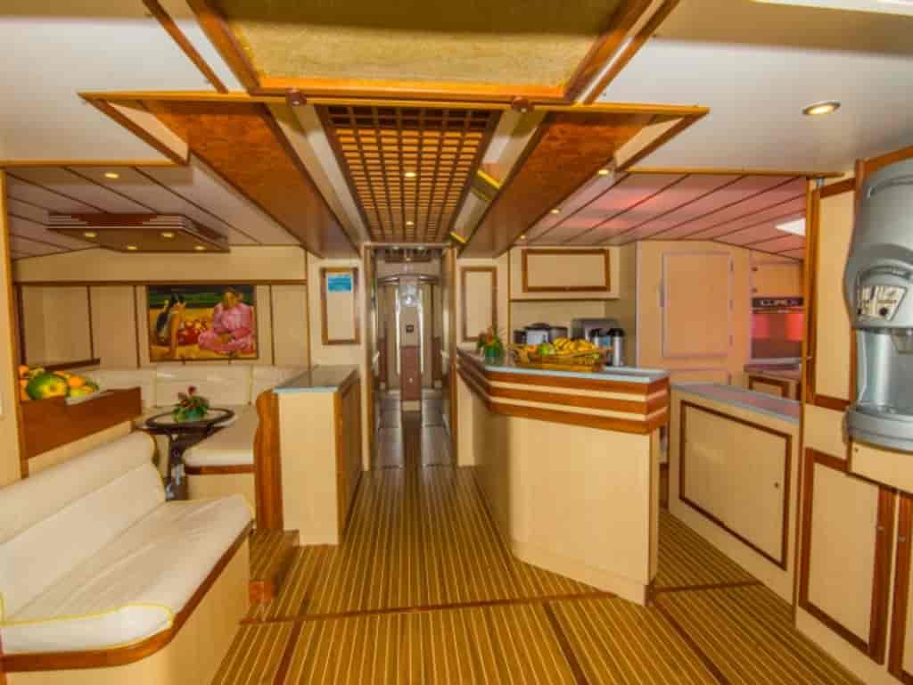 Boat picture 13