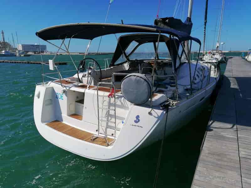 Photo of Zoe, image 1 of 5