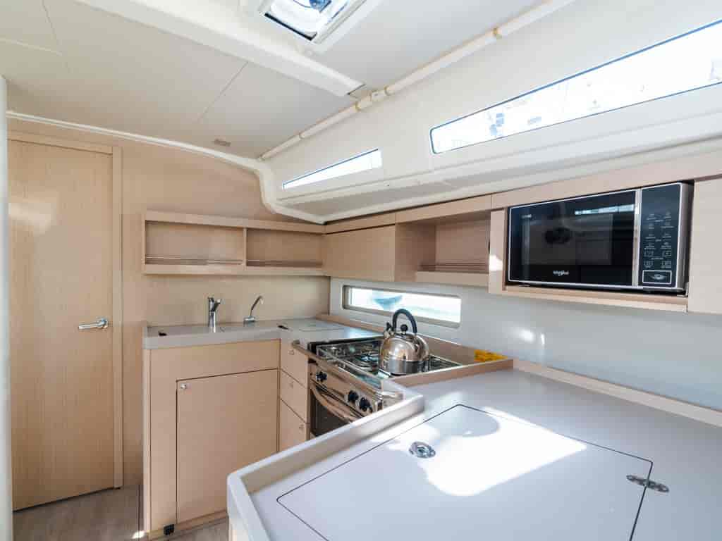 Boat picture 9