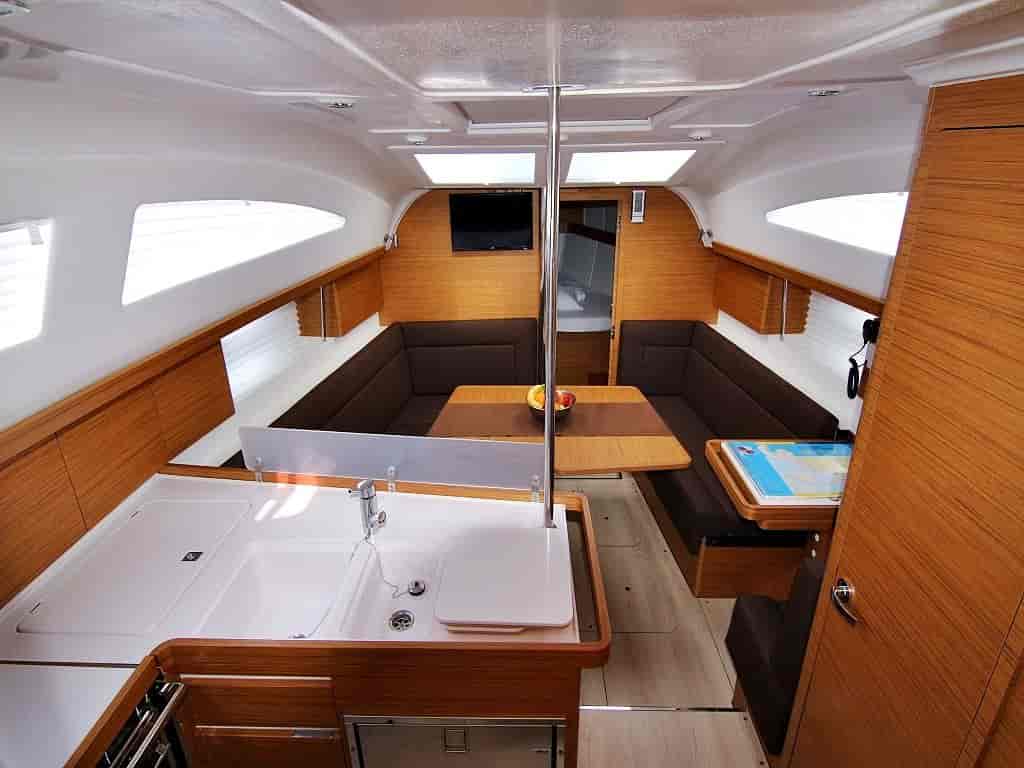 Boat picture 9