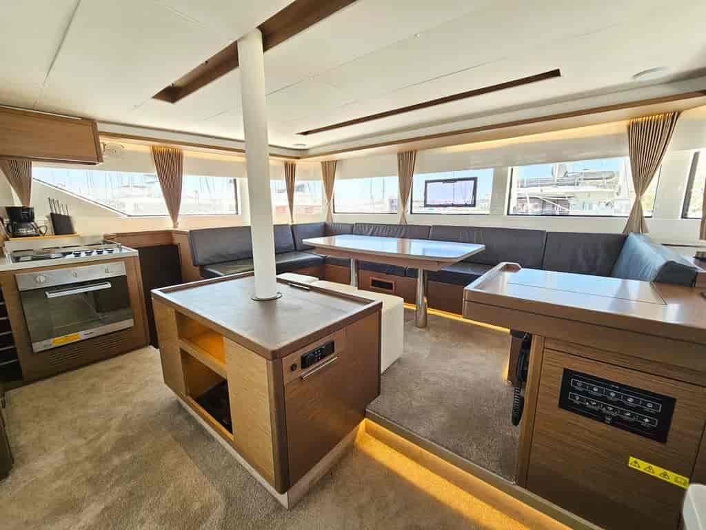 Boat picture 12